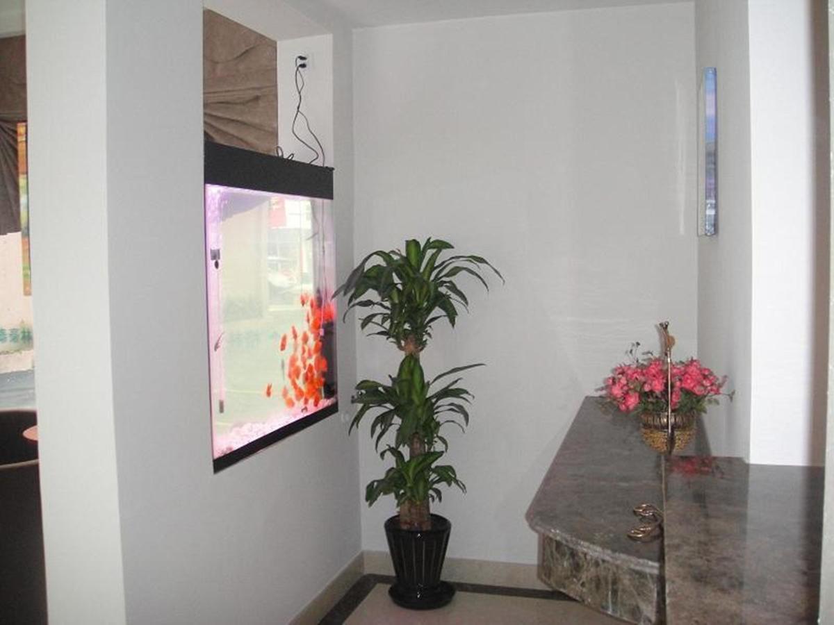 Greentree Inn Shanghai Expo Site South Yanggao Road Subway Station Express Hotel מראה חיצוני תמונה